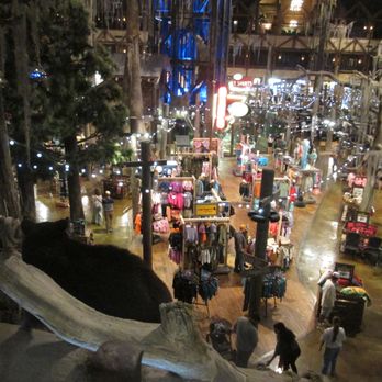 Bass Pro Shop - Guns & Ammo Near Me - Memphis, Tennessee