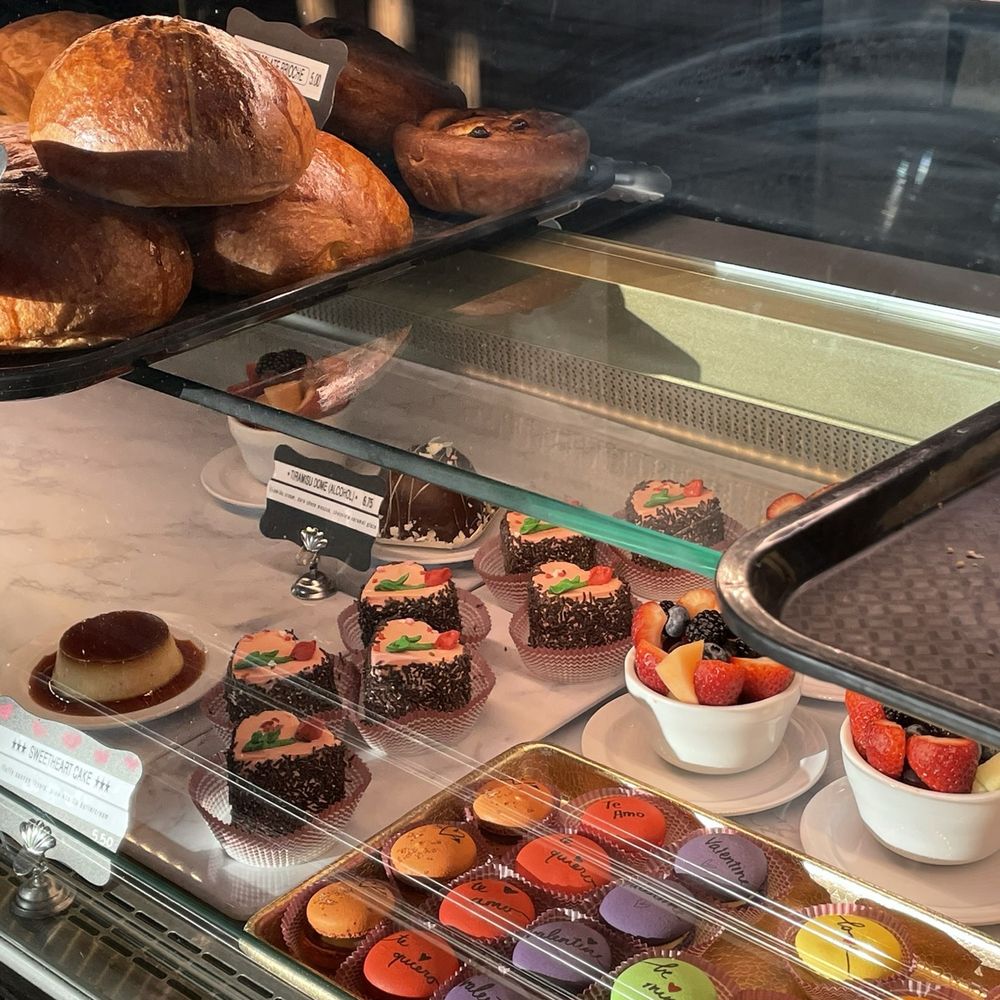 French Riviera Bakery Cafe - Macarons - Bakeries Near Me - Houston, Texas