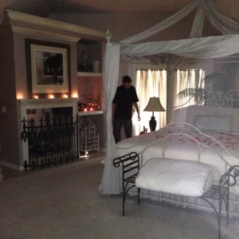 Lindley House Garden Cottages - Hotels Near Me - Duncan, Oklahoma