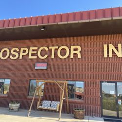 Prospector Inn - The front - facing Main Street