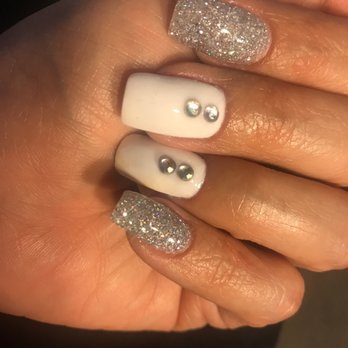 4 Seasons Nails & Spa - Nail Salons Near Me - Placentia, California 4 Seasons Nails & Spa - Nail Salons Near Me - Placentia, California