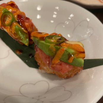 Sushi Beluga -Long Beach - Spicy tuna crispy rice - Japanese Near Me - Long Beach, California Sushi Beluga -Long Beach - Spicy tuna crispy rice - Japanese Near Me - Long Beach, California