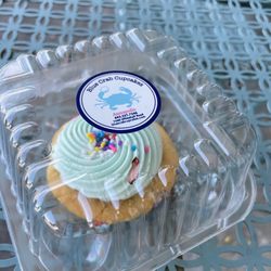 Blue Crab Cupcakes - Funfetti cupcake