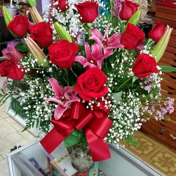 Pulido's Flowers & Gifts - Florists Near Me - Arleta, California Pulido's Flowers & Gifts - Florists Near Me - Arleta, California