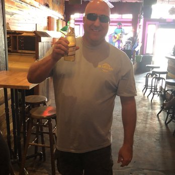 Nashville Crossroads - Bars Near Me - Nashville, Tennessee