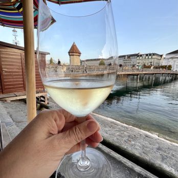 Zunfthausrestaurant Pfistern - White wine - Swiss Food Near Me - Luzern, LU Zunfthausrestaurant Pfistern - White wine - Swiss Food Near Me - Luzern, LU