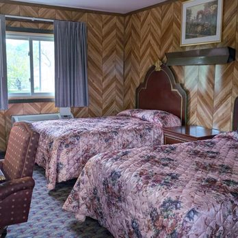 Sunset Motel - Hotels Near Me - Lake Bluff, Illinois