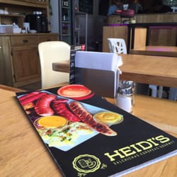 Heidi's - En plena zona rosa encontrarán éste  delicioso restaurante alemán. Su especialidad son las salchichas alemanas!!!