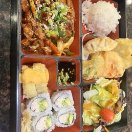 Spicy pork bulgogi bento, lunch menu