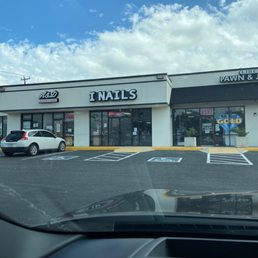 INails has new ownership. If you're looking for Julie, she no longer works there.