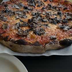 Peng’s Pizza Pies - Mushrooms and olives pizza