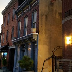 Baltimore Wicked History Tours - House along the tour route