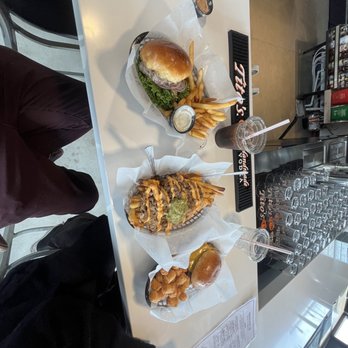 Brown Bag Burger  - Burgers Near Me - Flagstaff, Arizona