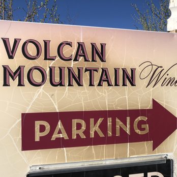 Volcan Mountain Winery - Head this way. - Wineries Near Me - Julian, California Volcan Mountain Winery - Head this way. - Wineries Near Me - Julian, California