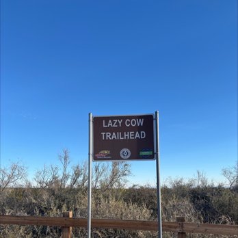 Lazy Cow Trailhead - Just follow Loma Del Norte drive to the end - Hiking Near Me - El Paso, Texas Lazy Cow Trailhead - Just follow Loma Del Norte drive to the end - Hiking Near Me - El Paso, Texas