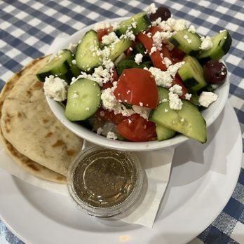 Papa Cristo's - Greek Salad - Greek Near Me - Los Angeles, California Papa Cristo's - Greek Salad - Greek Near Me - Los Angeles, California