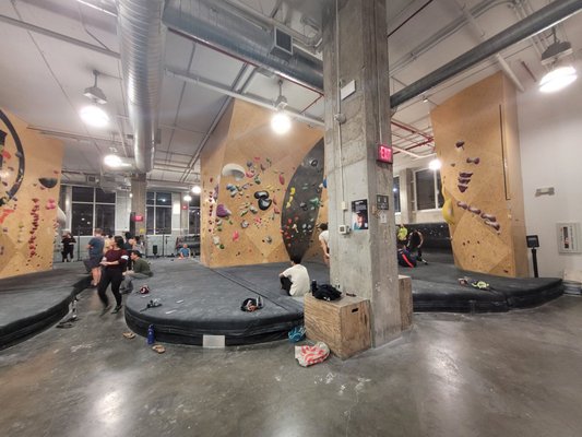 Brooklyn Boulders Queensbridge by null