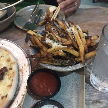 Moku Kitchen - Can't go wrong with some fries at Happy Hour! - Cocktail Bars Near Me - Honolulu, Hawaii