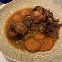 El Encuentro - Oxtail de leon