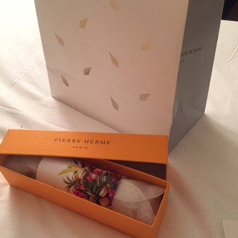 Pierre Hermé - Packaging - Chocolatiers & Shops Near Me - Paris, 75 Pierre Hermé - Packaging - Chocolatiers & Shops Near Me - Paris, 75