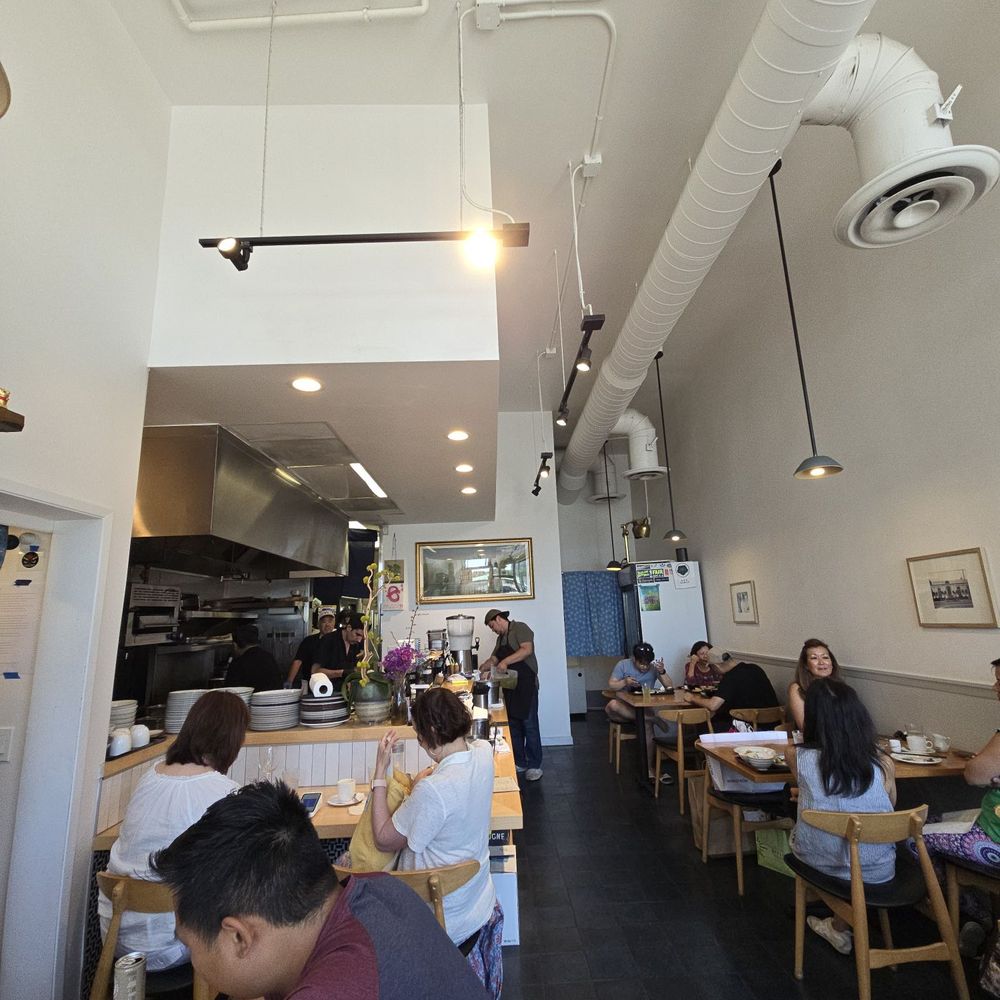 Azay - Interior. - Japanese Near Me - Los Angeles, California Azay - Interior. - Japanese Near Me - Los Angeles, California