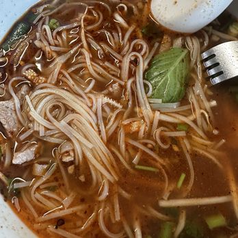 B & K Asian Kitchen - Thai Near Me - Fresno, California