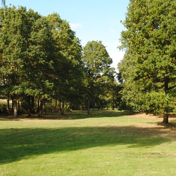 Marks Hall Gardens and Arboretun - Landmarks & Historical Buildings Near Me