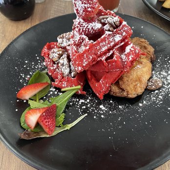 Eves Eatery - Red Velvet Chicken & Waffle - Pizza Near Me - Carson City, Nevada
