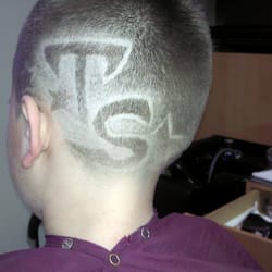 Carlos Barber Shop
