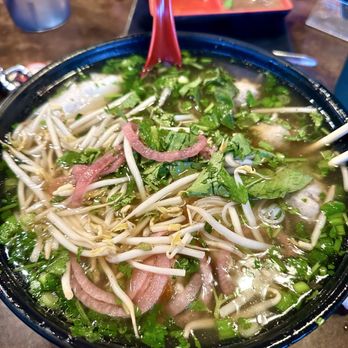 DaLat Vietnamese Restaurant & Bar - Pho with meatballs - Vietnamese Near Me - Dallas, Texas DaLat Vietnamese Restaurant & Bar - Pho with meatballs - Vietnamese Near Me - Dallas, Texas