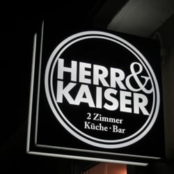 Herr & Kaiser - Herr & Kaiser - Logo an der Kaiserstraße.