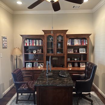 Floors Touch - Built-in office desk & wall unit - Flooring Near Me - Mckinney, Texas Floors Touch - Built-in office desk & wall unit - Flooring Near Me - Mckinney, Texas