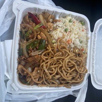 Lock Chun - Lunch combo- Mongolian chicken with fried rice and chow mein and a spring roll ( not pictured) - Chinese Near Me - Santa Clara, California