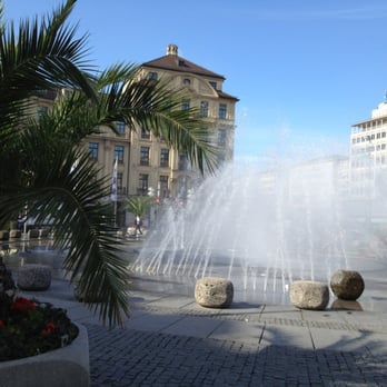 Stachus-Brunnen - Espresso und dann ab ins Büro :) - Landmarks & Historical Buildings Near Me - Munich, BY