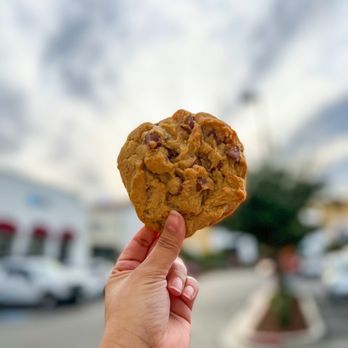 Crumbl - Concord - Chocolate chip - Bakeries Near Me - Concord, California