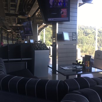 Topgolf - Golf Near Me - Bridgeville, Pennsylvania