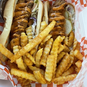 The Kluckin’ Chicken - Reseda - Chicken Shop Near Me - Reseda, California The Kluckin’ Chicken - Reseda - Chicken Shop Near Me - Reseda, California