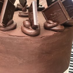 Sweet Addition - Chocolate cake with ganache