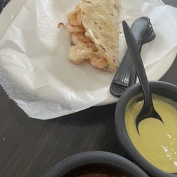 Quesadilla de Camarones STUFFED with the protein Quesadilla de Camarones STUFFED with the protein