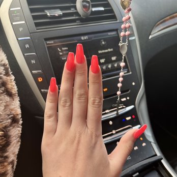 Gloss Nail Bar - Nail Salons Near Me - Houston, Texas