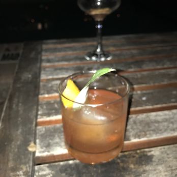 Broken Shaker - Cocktail Bars Near Me - Miami Beach, Florida