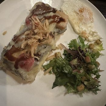 The Conche - Short Rib Egg & Hash Flatbread - Cocktail Bars Near Me - Leesburg, Virginia