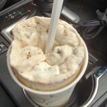 Dari Delite - PB Cup/Butterfinger Blitz - Ice Cream & Frozen Yogurt Near Me - Crest Hill, Illinois Dari Delite - PB Cup/Butterfinger Blitz - Ice Cream & Frozen Yogurt Near Me - Crest Hill, Illinois