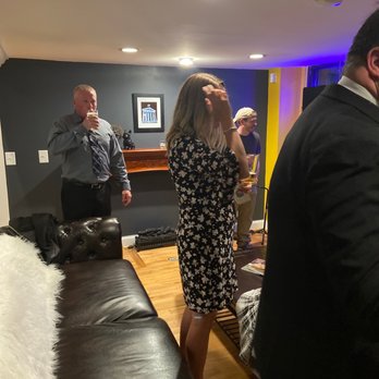 2nd & Main - Cozy rooms to relax with friends - Beer Bar Near Me - Lexington, North Carolina