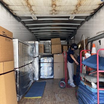 Triple Line Moving - Truck - Movers Near Me - Los Angeles , California Triple Line Moving - Truck - Movers Near Me - Los Angeles , California