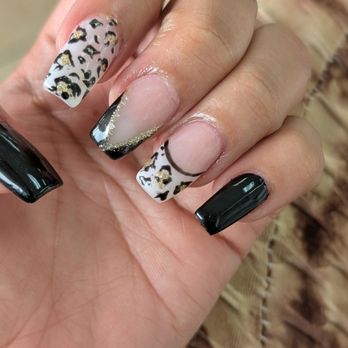 Star Nails & Spa - The staff is always nice and polite. Very nice experience. Staff always take their time with the design and makes sure I am happy with it. - Nail Salons Near Me - Santa Ana, California Star Nails & Spa - The staff is always nice and polite. Very nice experience. Staff always take their time with the design and makes sure I am happy with it. - Nail Salons Near Me - Santa Ana, California