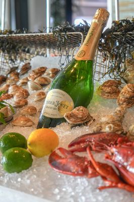 GG's Waterfront by null