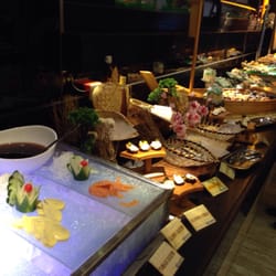 Yakimix - Pretty sushi boats