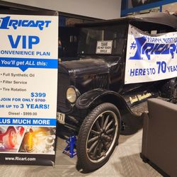 Ricart Used Car Factory - Signage