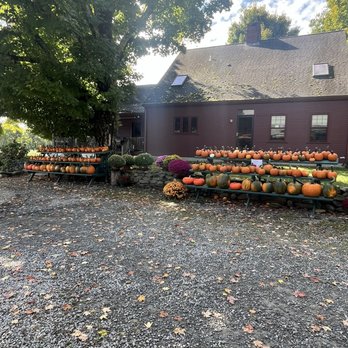 Barden Orchards - Farmers Market Near Me - North Scituate, Rhode Island